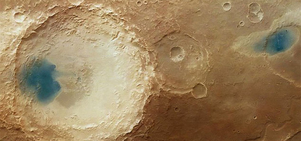欧洲宇航局拍到火星表面神秘“蓝湖”（组图）